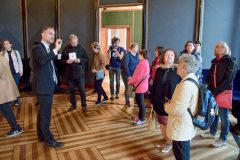 primátor Zdeněk Hřib provádí v Rezidenci primátora, foto Kateřina Vodrážková