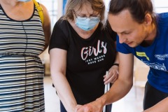 prohlídka pro slabozraké a nevidomé ve Všeobecném penzijním ústavu – dům Radost, kteří jsou partneři programu pro hendikepované, foto: Dušan Vondra
