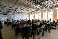 Jak z trafostanice vznikala Kunsthalle Praha, přednáška a první exkurze do vznikající galerie jako doprovodný program festivalu, foto: Štefan Letko