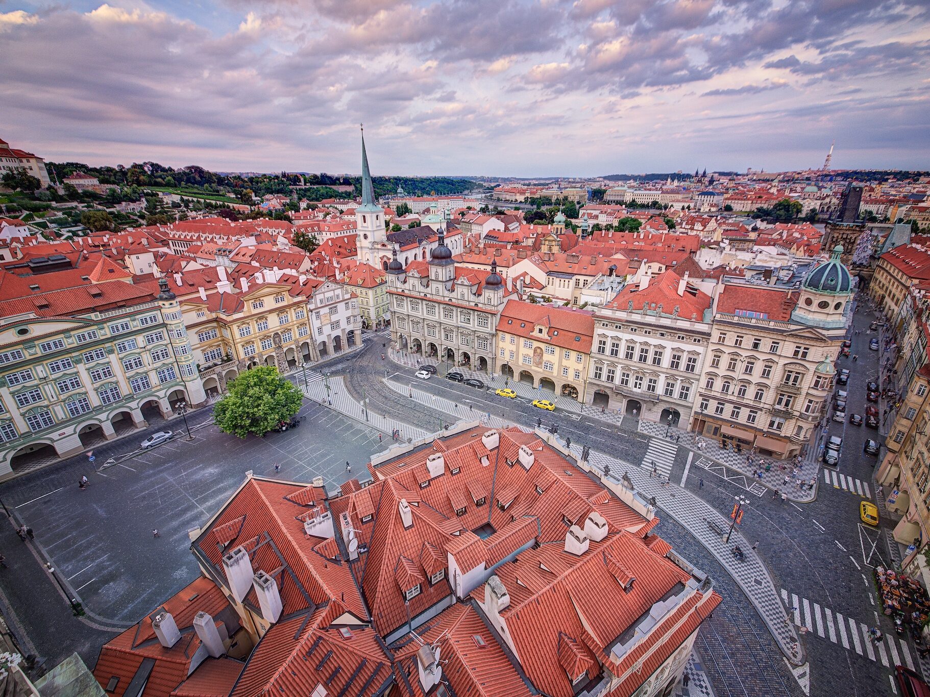 Pohled na Malostranské náměstí zeshora, foto: Tomáš Sysel