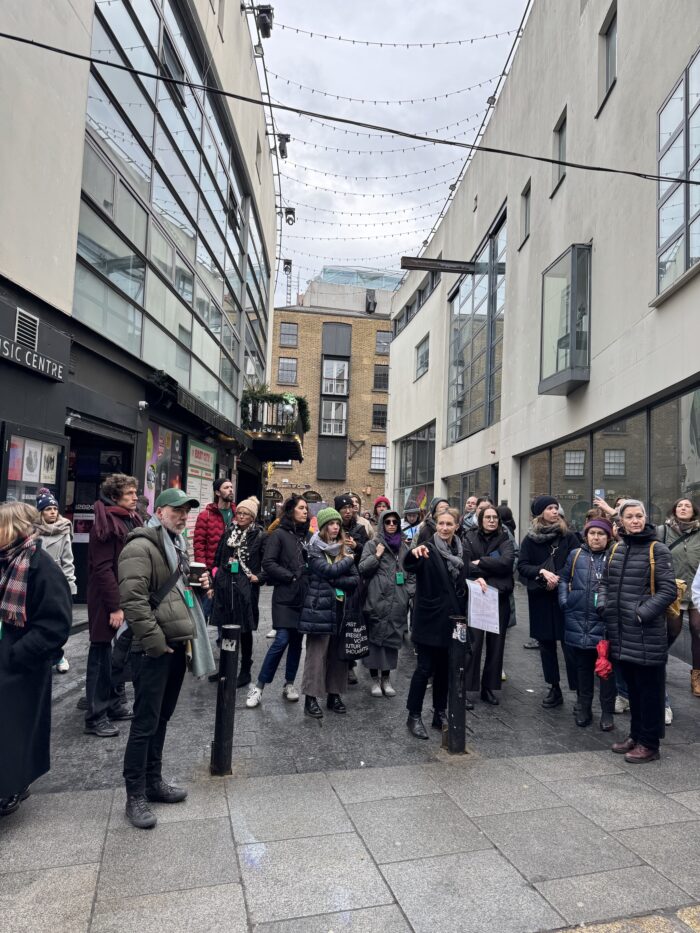 skupina na prohlídce Temple bar
