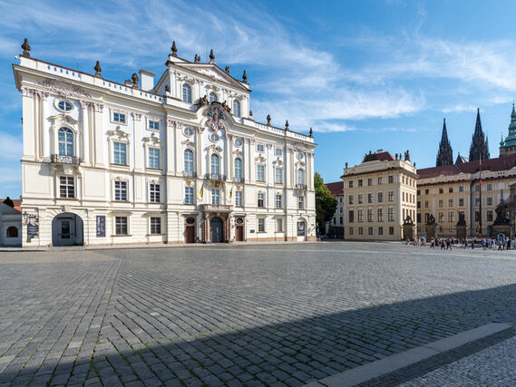 Pohled na Hradčanské náměstí